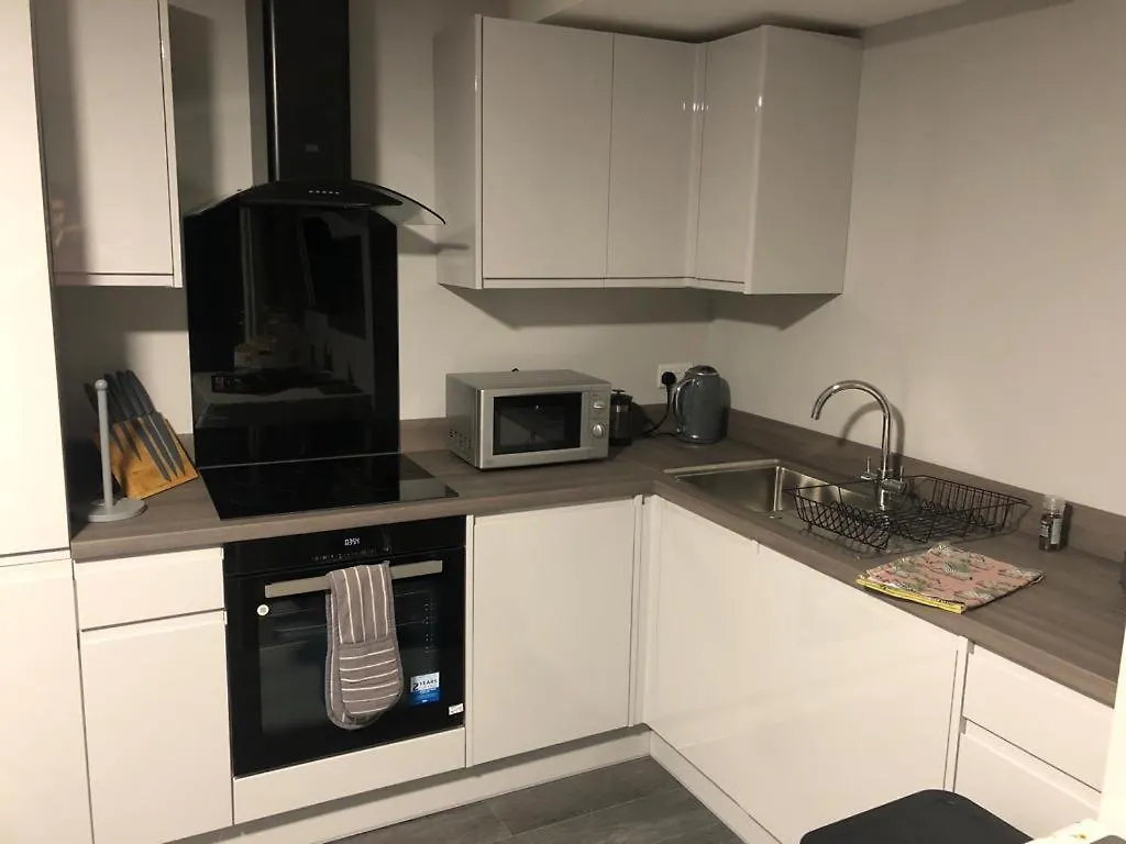 1 Bedroom Ground Floor Apartment Bournemouth