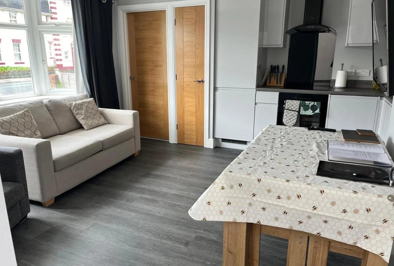 1 Bedroom Ground Floor Apartment Bournemouth